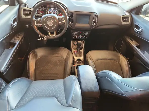 3C4NJDBB0KT650705 2019 JEEP COMPASS - Image 8