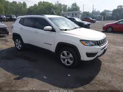 3C4NJDBB0KT652924 2019 JEEP COMPASS