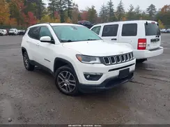 3C4NJDBB0KT661316 2019 JEEP COMPASS