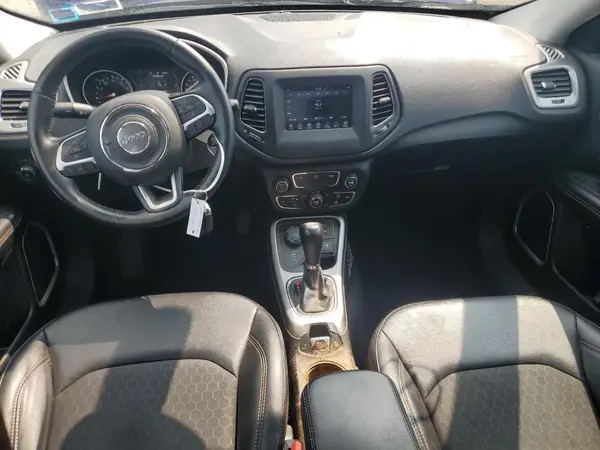 3C4NJDBB0KT670100 2019 JEEP COMPASS - Image 8