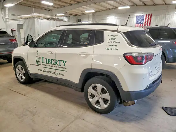 3C4NJDBB0KT678357 2019 JEEP COMPASS - Image 2