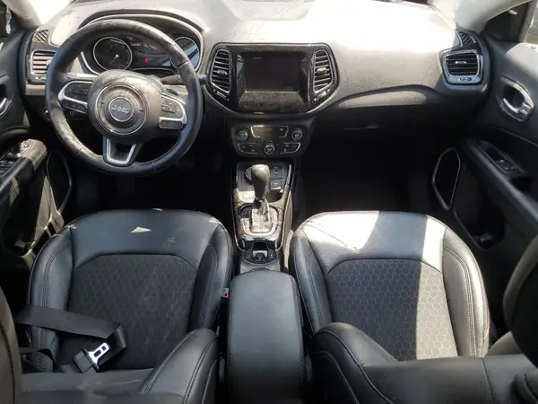 3C4NJDBB0KT683557 2019 JEEP COMPASS - Image 8