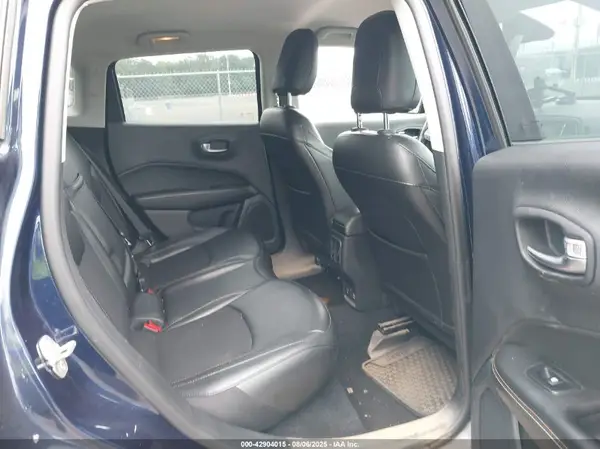 3C4NJDBB0KT684157 2019 JEEP COMPASS - Image 8