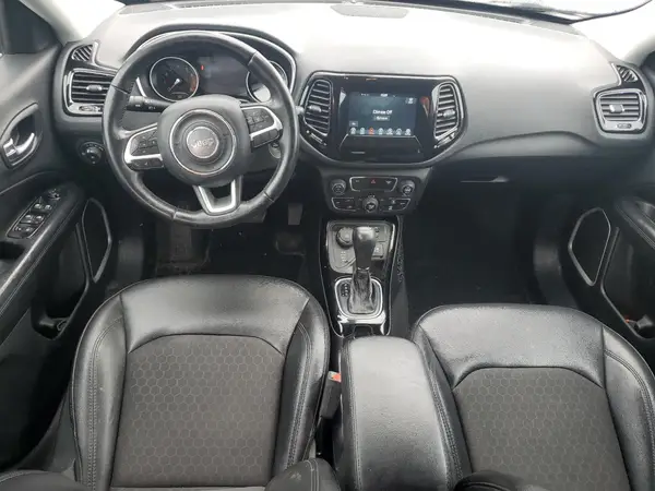 3C4NJDBB0KT696230 2019 JEEP COMPASS - Image 8