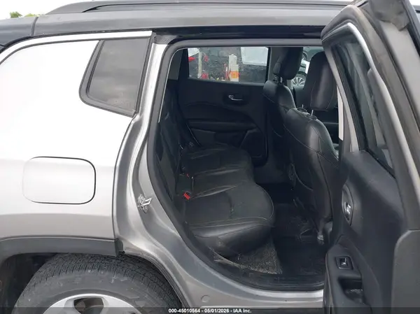 3C4NJDBB0KT696910 2019 JEEP COMPASS - Image 8