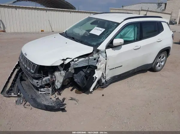 3C4NJDBB0KT703578 2019 JEEP COMPASS - Image 2