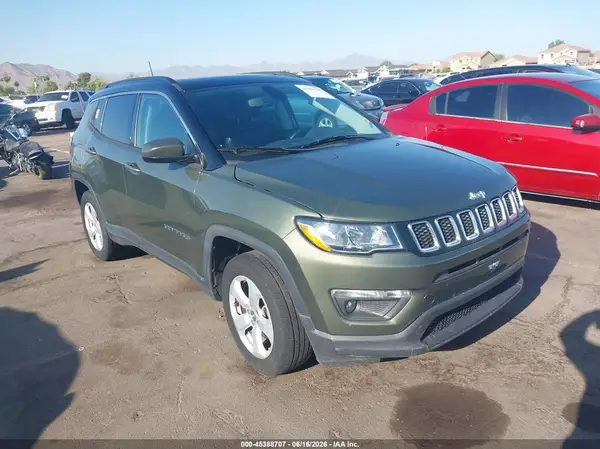 3C4NJDBB0KT711776 2019 JEEP COMPASS - Image 1