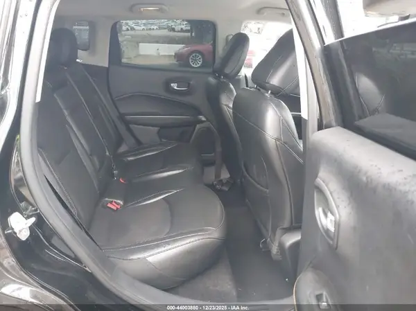 3C4NJDBB0KT723474 2019 JEEP COMPASS - Image 8