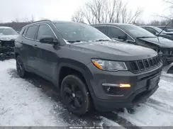 3C4NJDBB0KT729601 2019 JEEP COMPASS