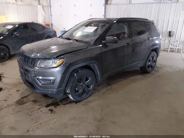 3C4NJDBB0KT731090 2019 JEEP COMPASS - Image 2