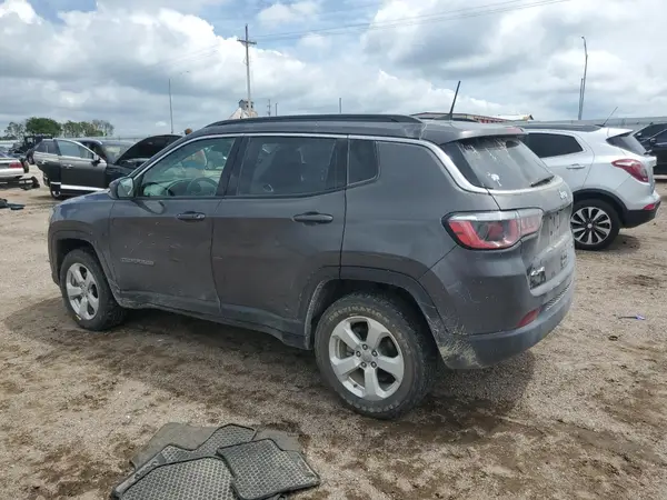 3C4NJDBB0KT755311 2019 JEEP COMPASS - Image 2