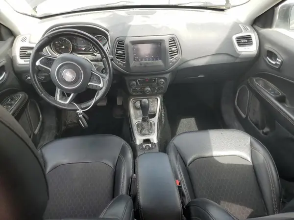 3C4NJDBB0KT755311 2019 JEEP COMPASS - Image 8