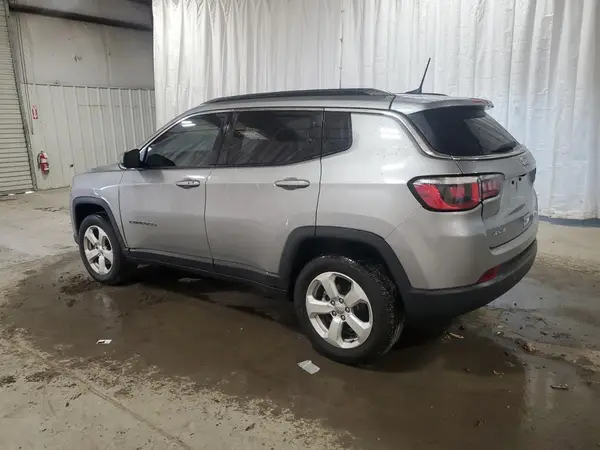 3C4NJDBB0KT761044 2019 JEEP COMPASS - Image 2