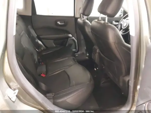 3C4NJDBB0KT761089 2019 JEEP COMPASS - Image 8