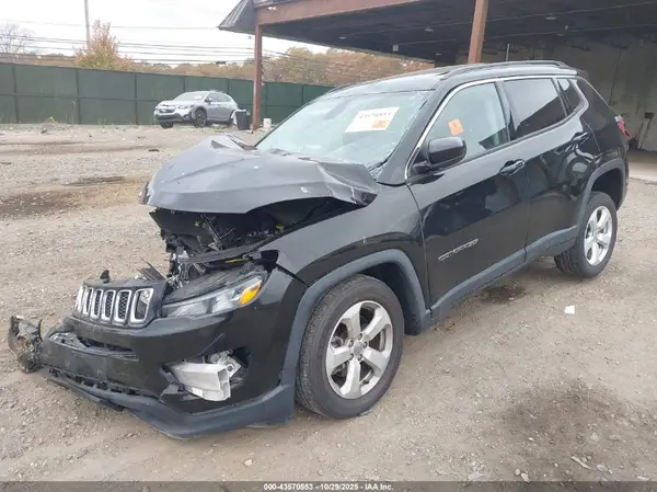 3C4NJDBB0KT761223 2019 JEEP COMPASS - Image 2