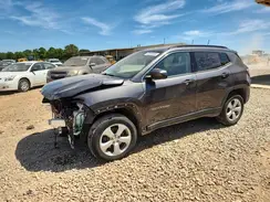 3C4NJDBB0KT767457 2019 JEEP COMPASS