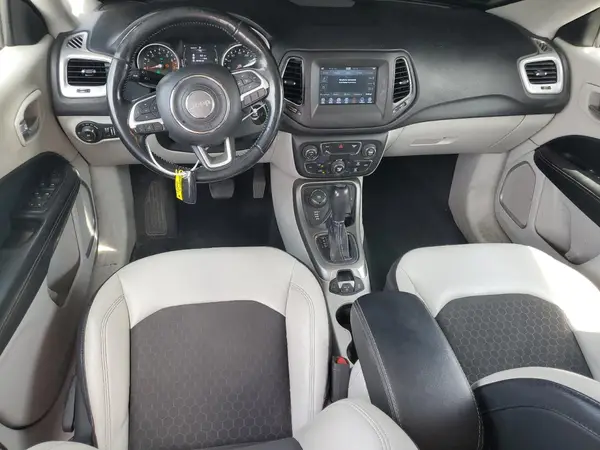 3C4NJDBB0KT790625 2019 JEEP COMPASS - Image 8