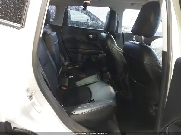 3C4NJDBB0KT792326 2019 JEEP COMPASS - Image 8