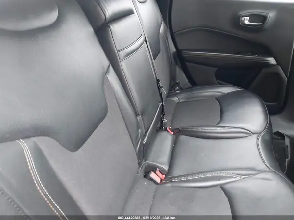 3C4NJDBB0KT792360 2019 JEEP COMPASS - Image 8