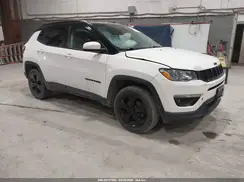 3C4NJDBB0KT796098 2019 JEEP COMPASS