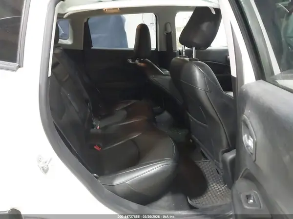 3C4NJDBB0KT796098 2019 JEEP COMPASS - Image 8