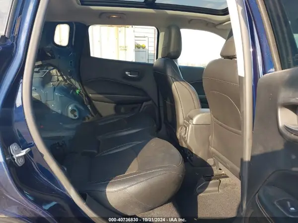 3C4NJDBB0KT818133 2019 JEEP COMPASS - Image 8
