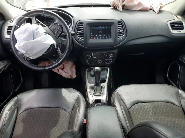 3C4NJDBB0KT834235 2019 JEEP COMPASS - Image 8