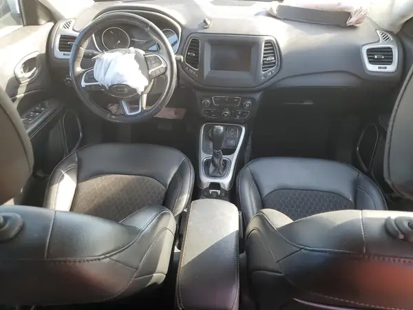 3C4NJDBB0LT101376 2020 JEEP COMPASS - Image 8