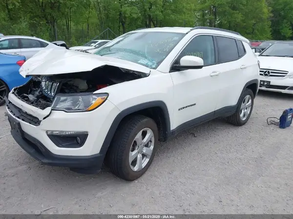 3C4NJDBB0LT104648 2020 JEEP COMPASS - Image 2