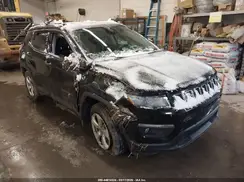 3C4NJDBB0LT112698 2020 JEEP COMPASS