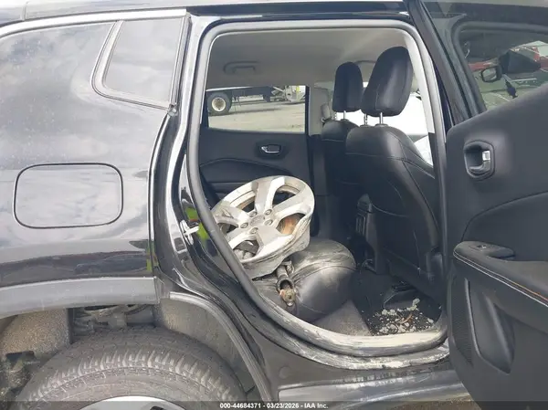 3C4NJDBB0LT112877 2020 JEEP COMPASS - Image 8