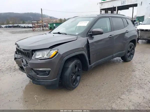 3C4NJDBB0LT115987 2020 JEEP COMPASS - Image 2
