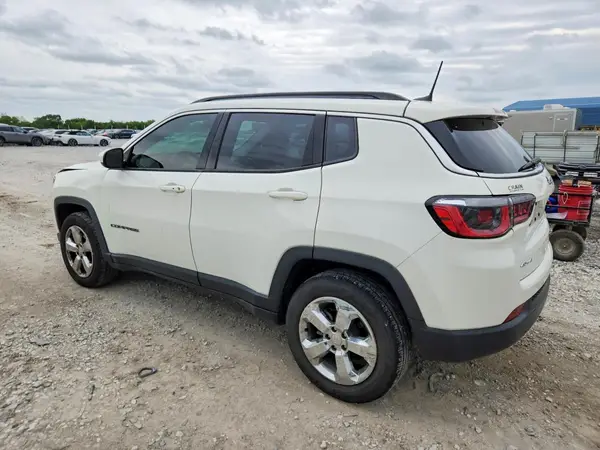 3C4NJDBB0LT116136 2020 JEEP COMPASS - Image 2