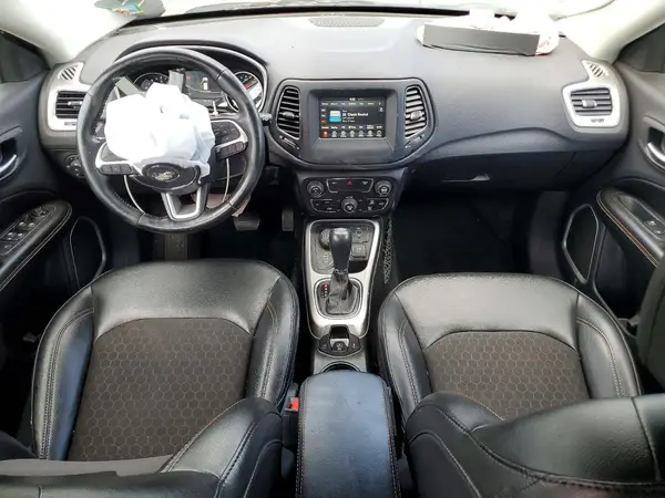 3C4NJDBB0LT116895 2020 JEEP COMPASS - Image 8