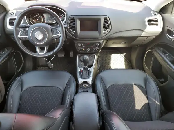 3C4NJDBB0LT117108 2020 JEEP COMPASS - Image 8