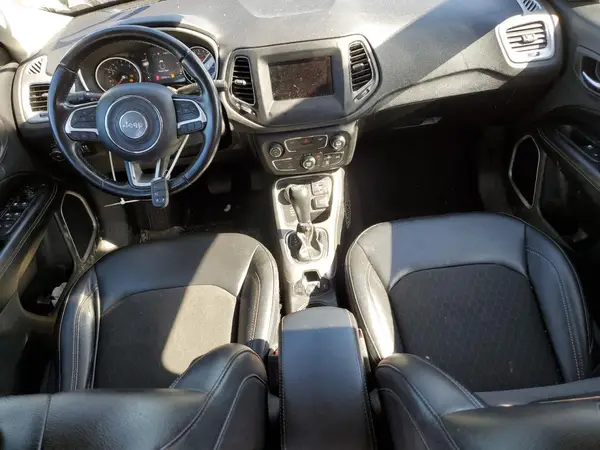 3C4NJDBB0LT143269 2020 JEEP COMPASS - Image 8