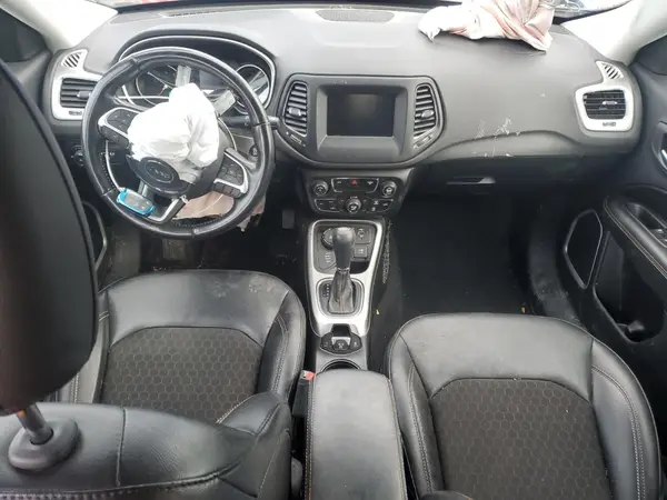 3C4NJDBB0LT149041 2020 JEEP COMPASS - Image 8