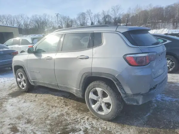 3C4NJDBB0LT149427 2020 JEEP COMPASS - Image 2