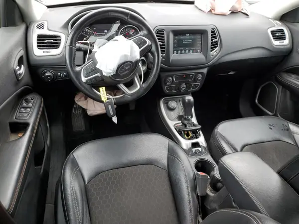 3C4NJDBB0LT155146 2020 JEEP COMPASS - Image 8