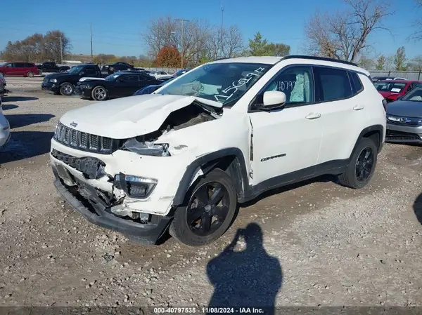 3C4NJDBB0LT156197 2020 JEEP COMPASS - Image 2