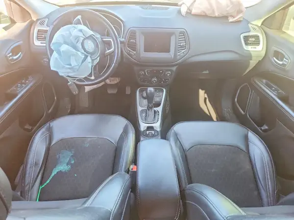 3C4NJDBB0LT174666 2020 JEEP COMPASS - Image 8
