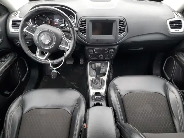 3C4NJDBB0LT229262 2020 JEEP COMPASS - Image 8