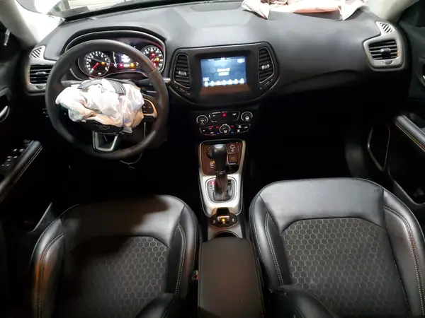 3C4NJDBB0LT240052 2020 JEEP COMPASS - Image 8
