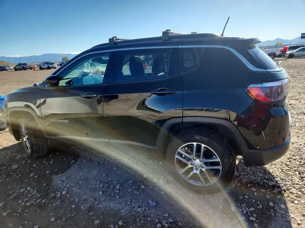 3C4NJDBB0LT251682 2020 JEEP COMPASS - Image 2