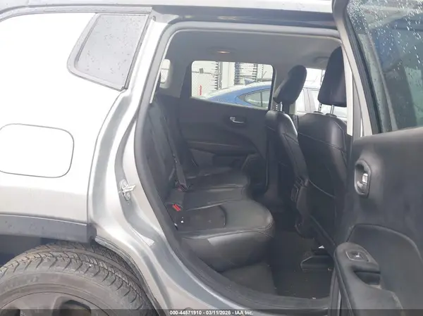 3C4NJDBB0LT252329 2020 JEEP COMPASS - Image 8