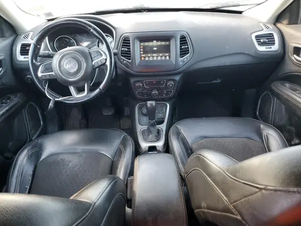 3C4NJDBB0LT256445 2020 JEEP COMPASS - Image 8