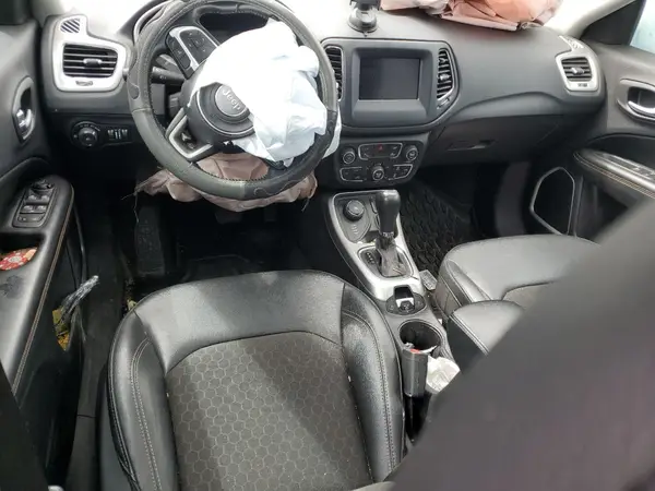 3C4NJDBB0LT258454 2020 JEEP COMPASS - Image 8