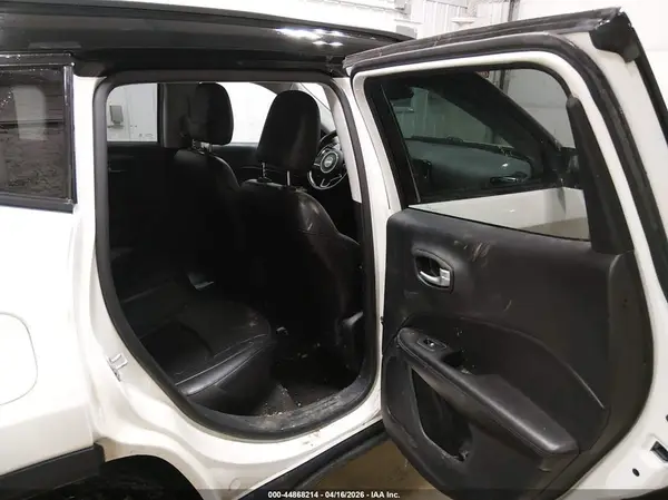 3C4NJDBB0MT505991 2021 JEEP COMPASS - Image 8