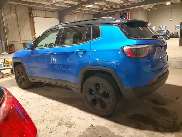 3C4NJDBB0MT518904 2021 JEEP COMPASS - Image 2