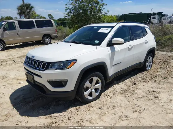 3C4NJDBB0MT547917 2021 JEEP COMPASS - Image 2